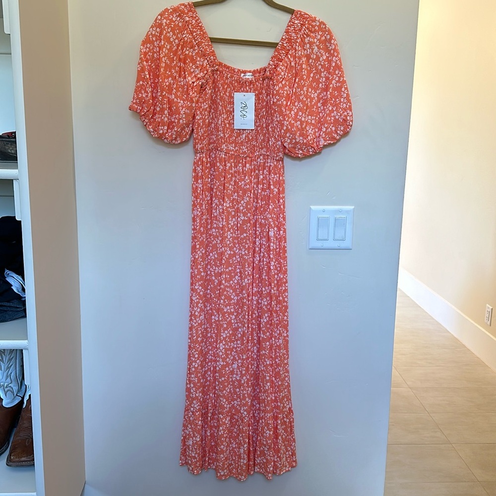Square neck dress